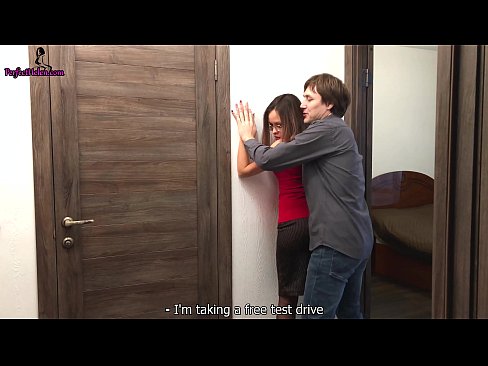 ❤️ கவர்ச்சியான ரியல் எஸ்டேட் நிறுவனமானது அவளது அபார்ட்மெண்ட்டை விற்கும்போது உணர்ச்சிவசப்பட்டு அவளது புண்டையை குலுக்கி குடுக்கிறாள் - கிரெம்பாய் ❤❌ தரமான ஆபாச ta.image-kassir.ru ❌️❤